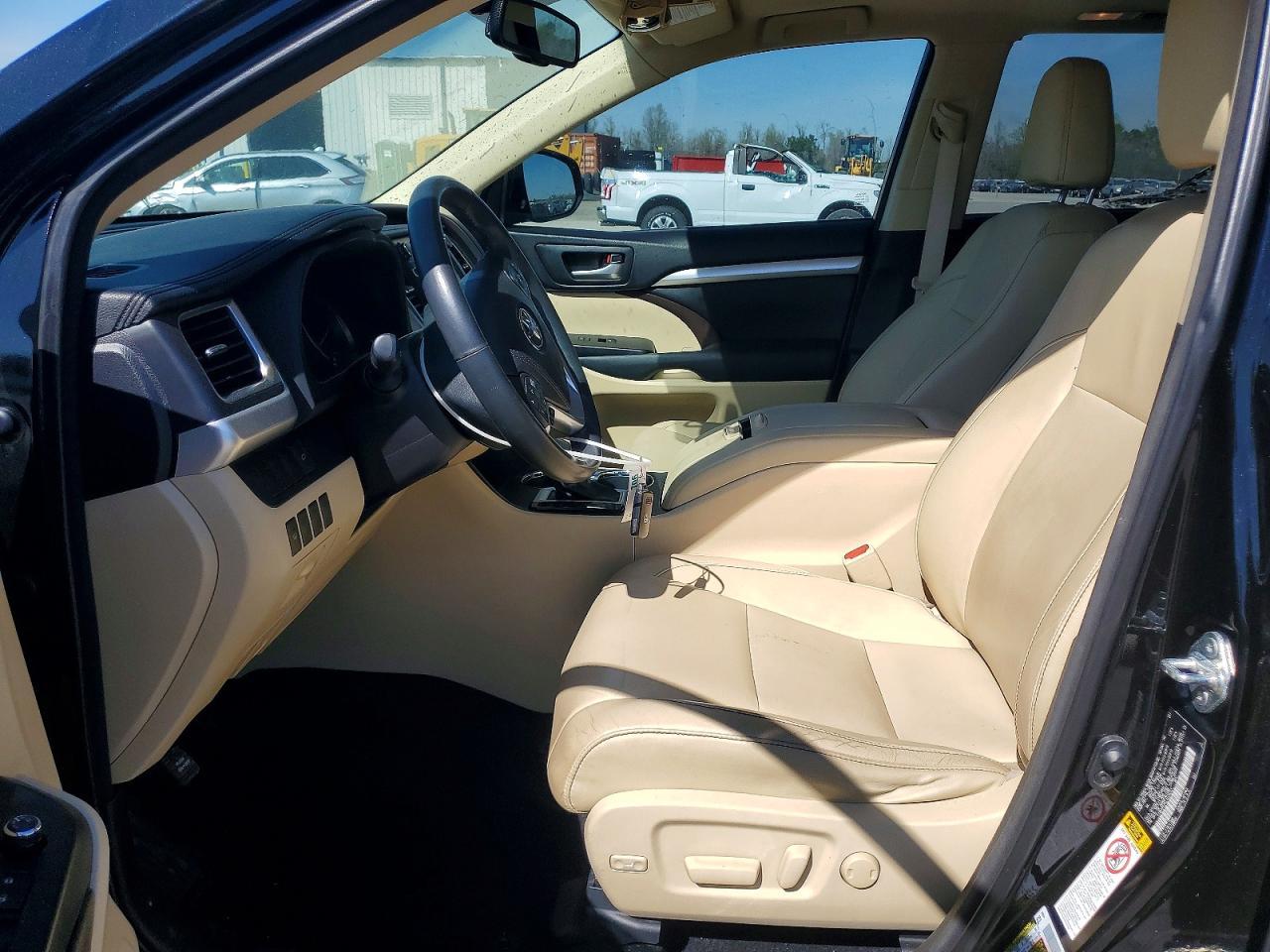 2015 Toyota Highlander Xle - Image 7