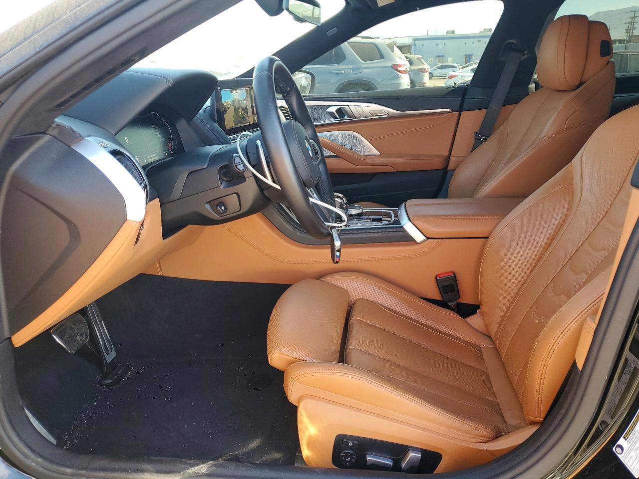 2025 BMW 840I - Фото 7