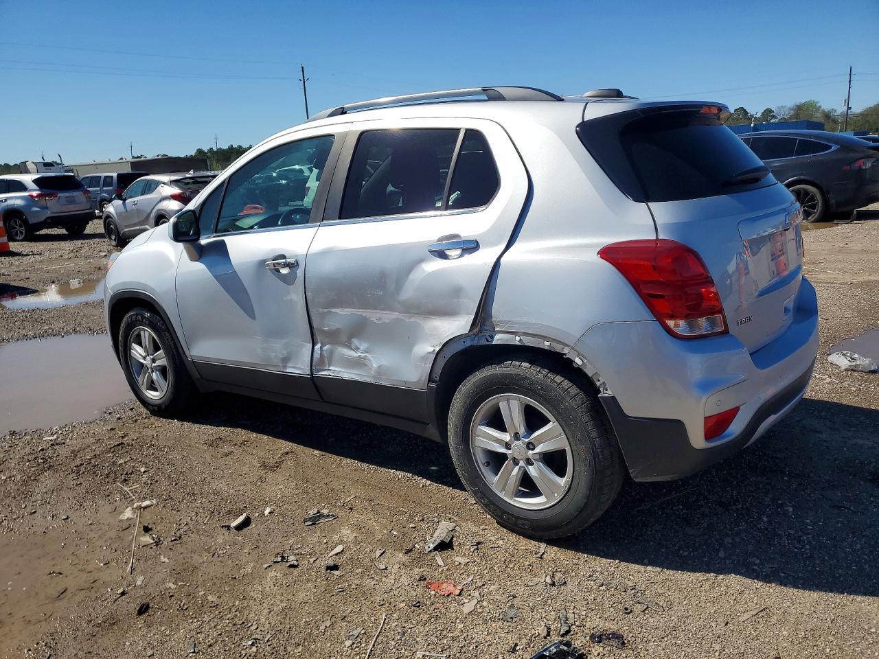 2020 Chevrolet Trax 1Lt - Фото 2