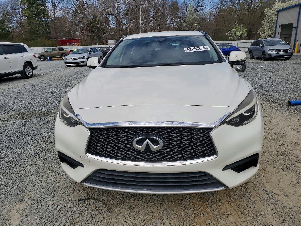 2017 Infiniti Qx30 Base - Фото 5