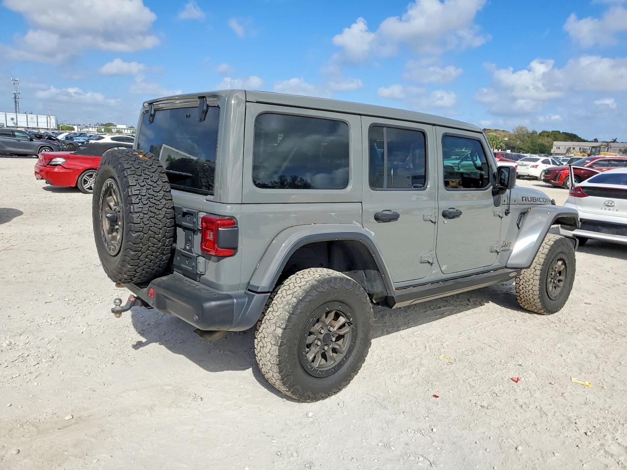 2021 Jeep Wrangler Unlimited Rubicon 392 - Фото 3