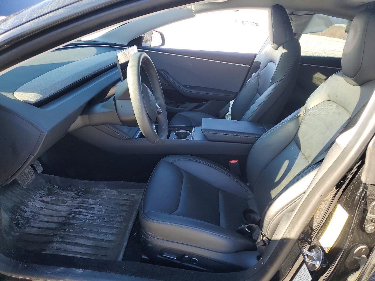 2024 Tesla Model 3 - Фото 7