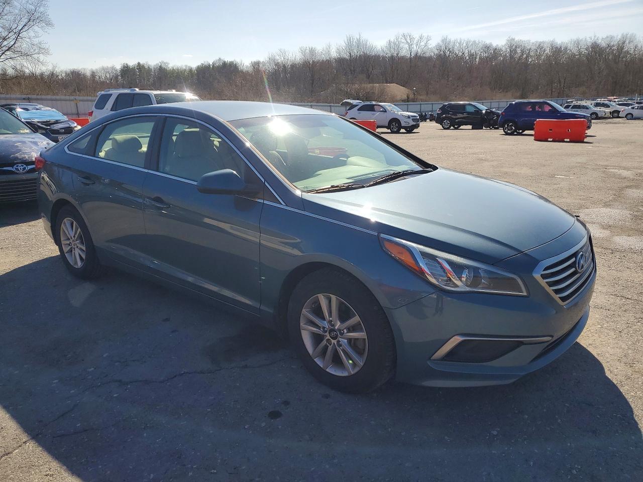 2016 Hyundai Sonata - Фото 4