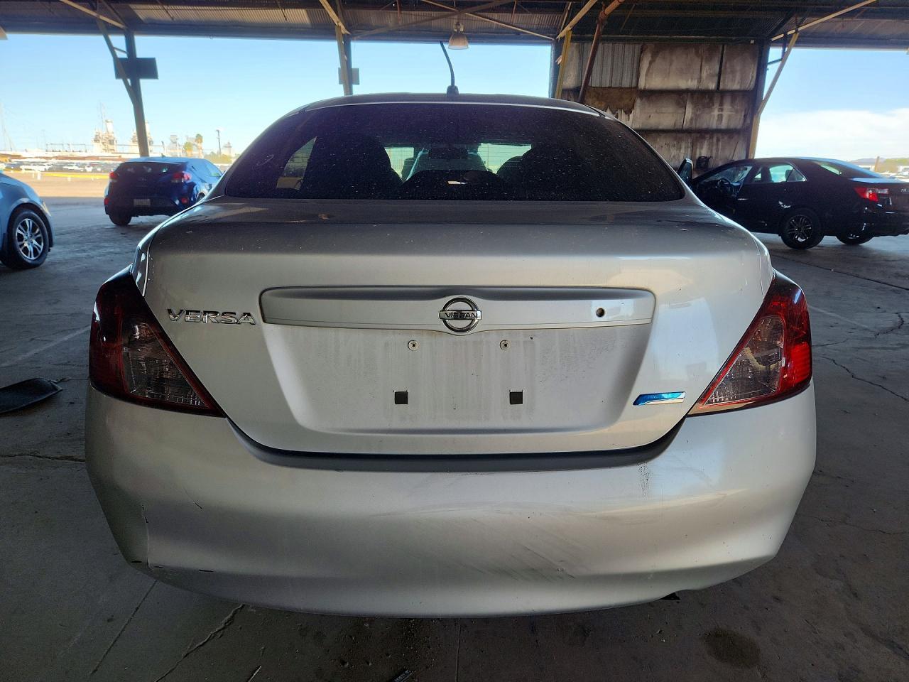 2013 Nissan Versa - Фото 6