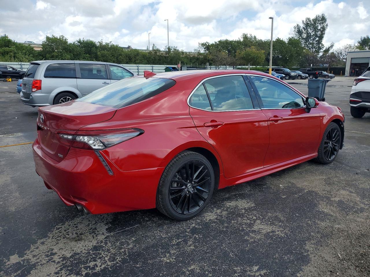 2023 Toyota Camry Xse - Фото 3
