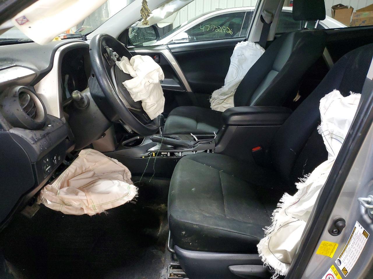 2018 Toyota Rav4 Le - Image 7