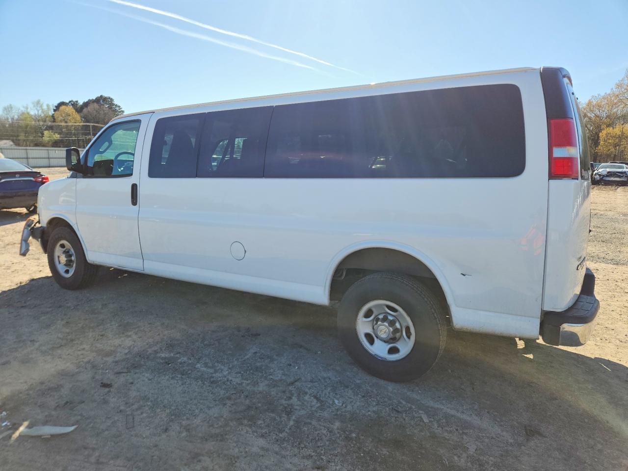 2016 Chevrolet Express G3500 Lt - Фото 2