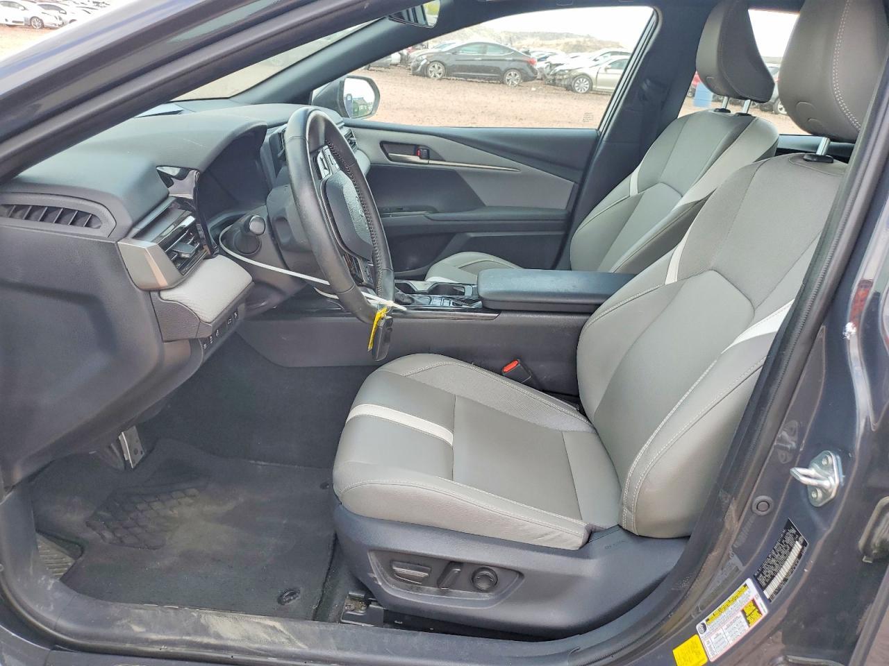 2025 Toyota Camry Se - Фото 7