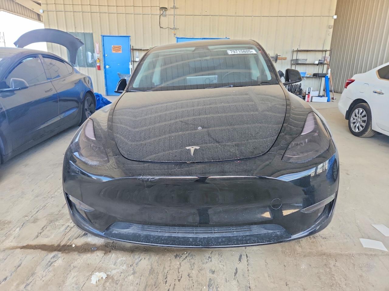 2024 Tesla Model Y - Фото 5