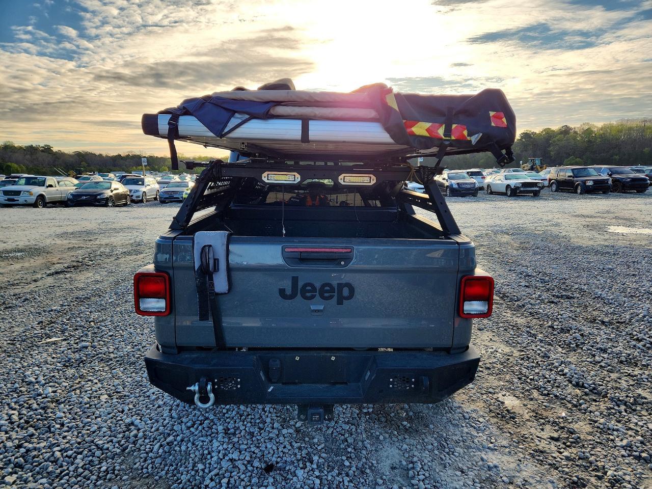 2021 Jeep Gladiator Sport - Фото 6