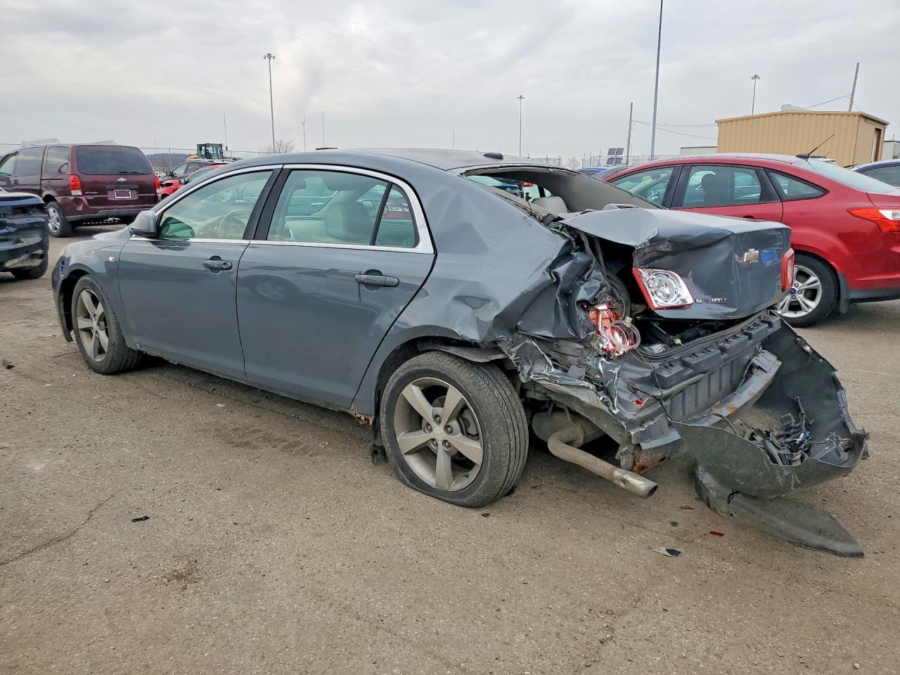 2008 Chevrolet Malibu - Image 2