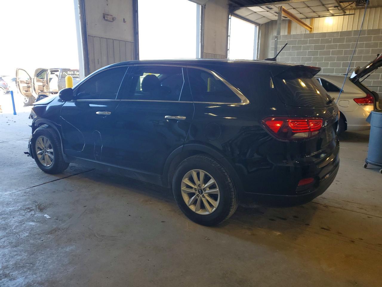 2020 Kia Sorento L - Фото 2