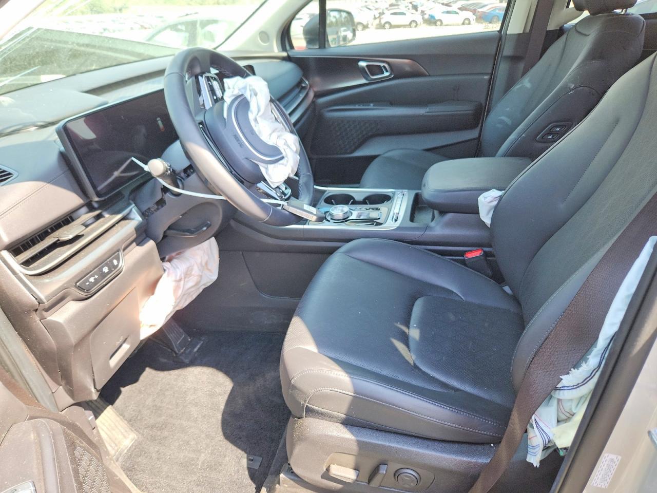 2025 Kia Carnival Hybrid Sx - Image 7