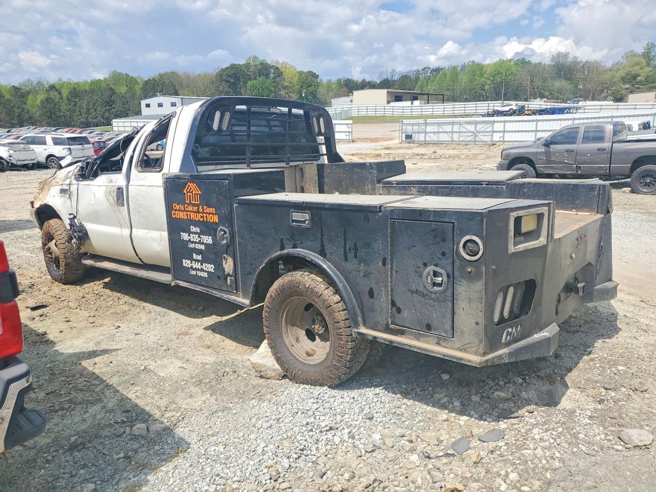 1999 Ford F350 Super Duty Flatbed Truck - Image 2