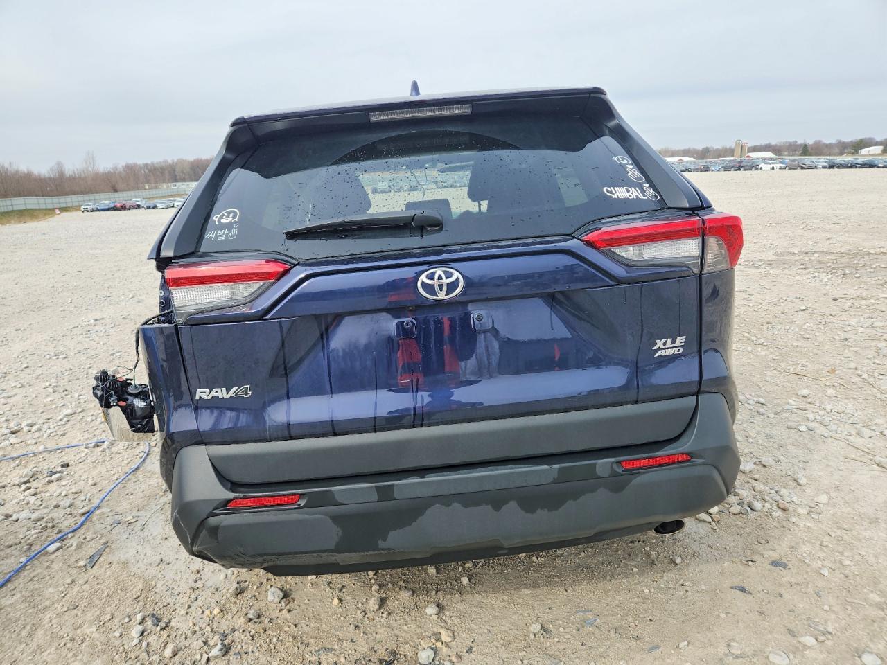 2024 Toyota Rav4 Xle Premium - Фото 6