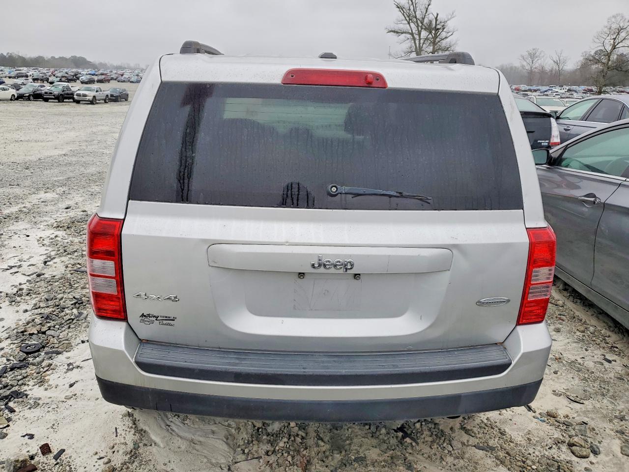 2014 Jeep Patriot Latitude - Image 6