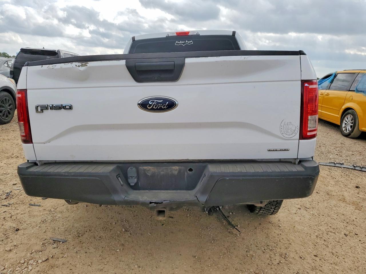 2015 Ford F150 Super Cab - Image 6