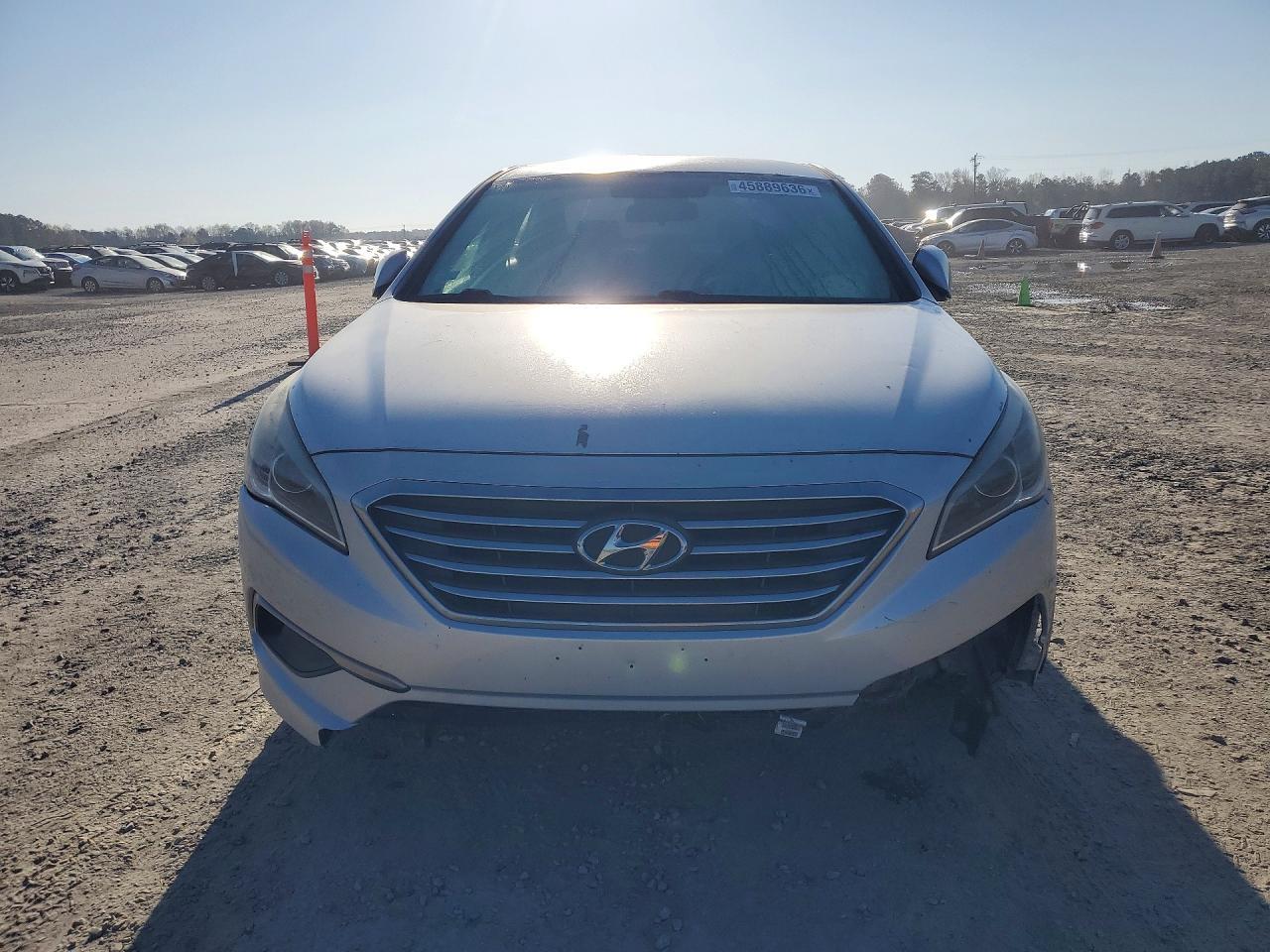 2017 Hyundai Sonata Base - Фото 5
