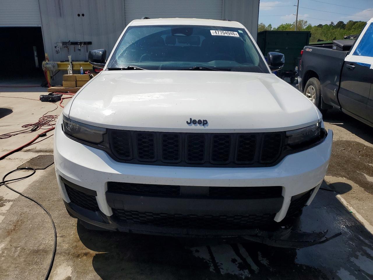 2023 Jeep Grand Cherokee L Laredo - Image 5