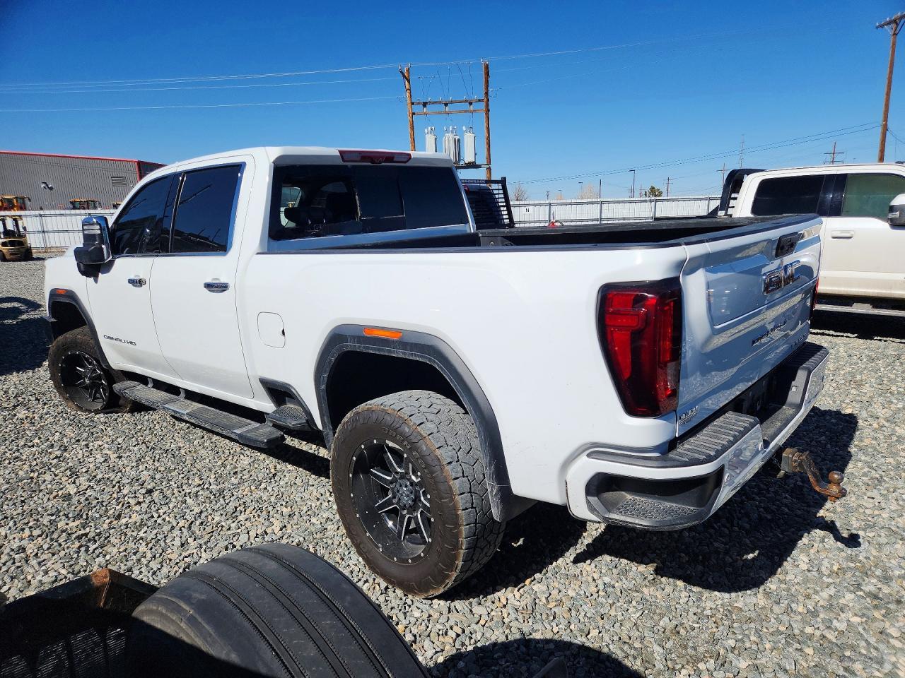 2022 GMC Sierra K3500 Denali - Фото 2