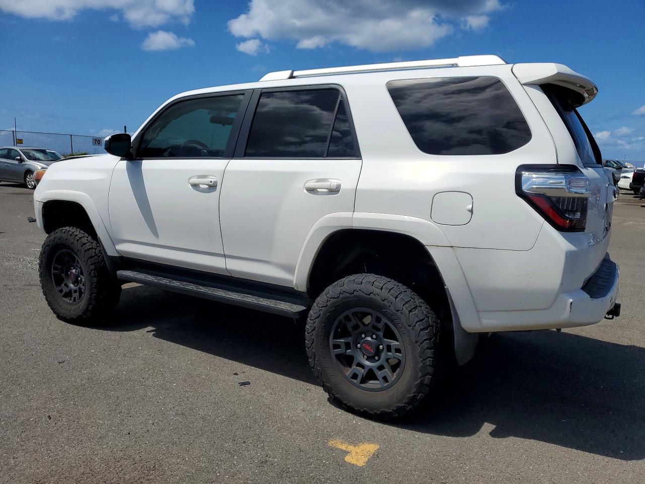 2016 Toyota 4Runner Sr5 - Image 2
