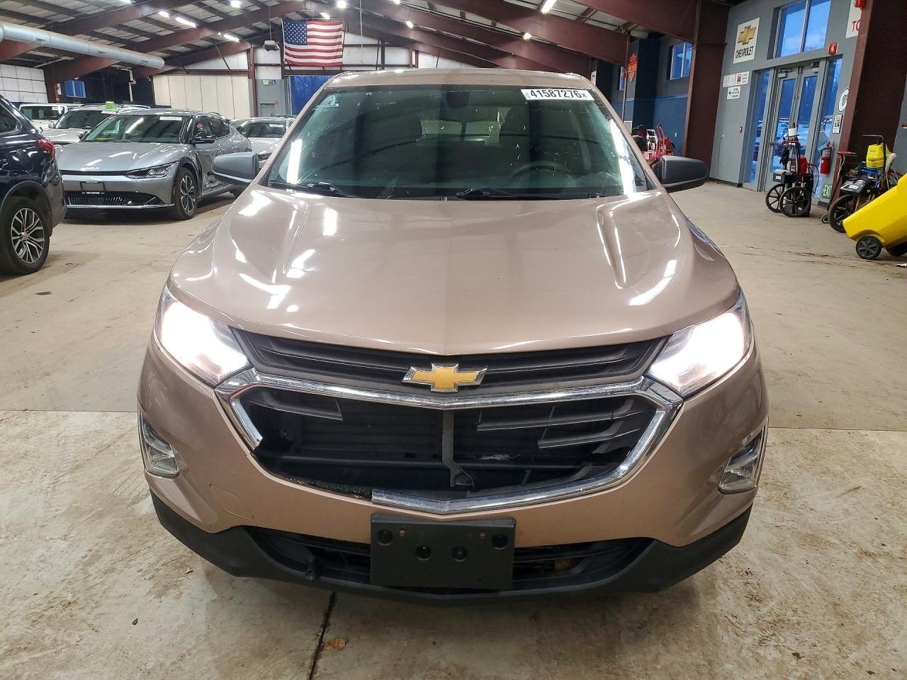 2018 Chevrolet Equinox Ls - Image 5