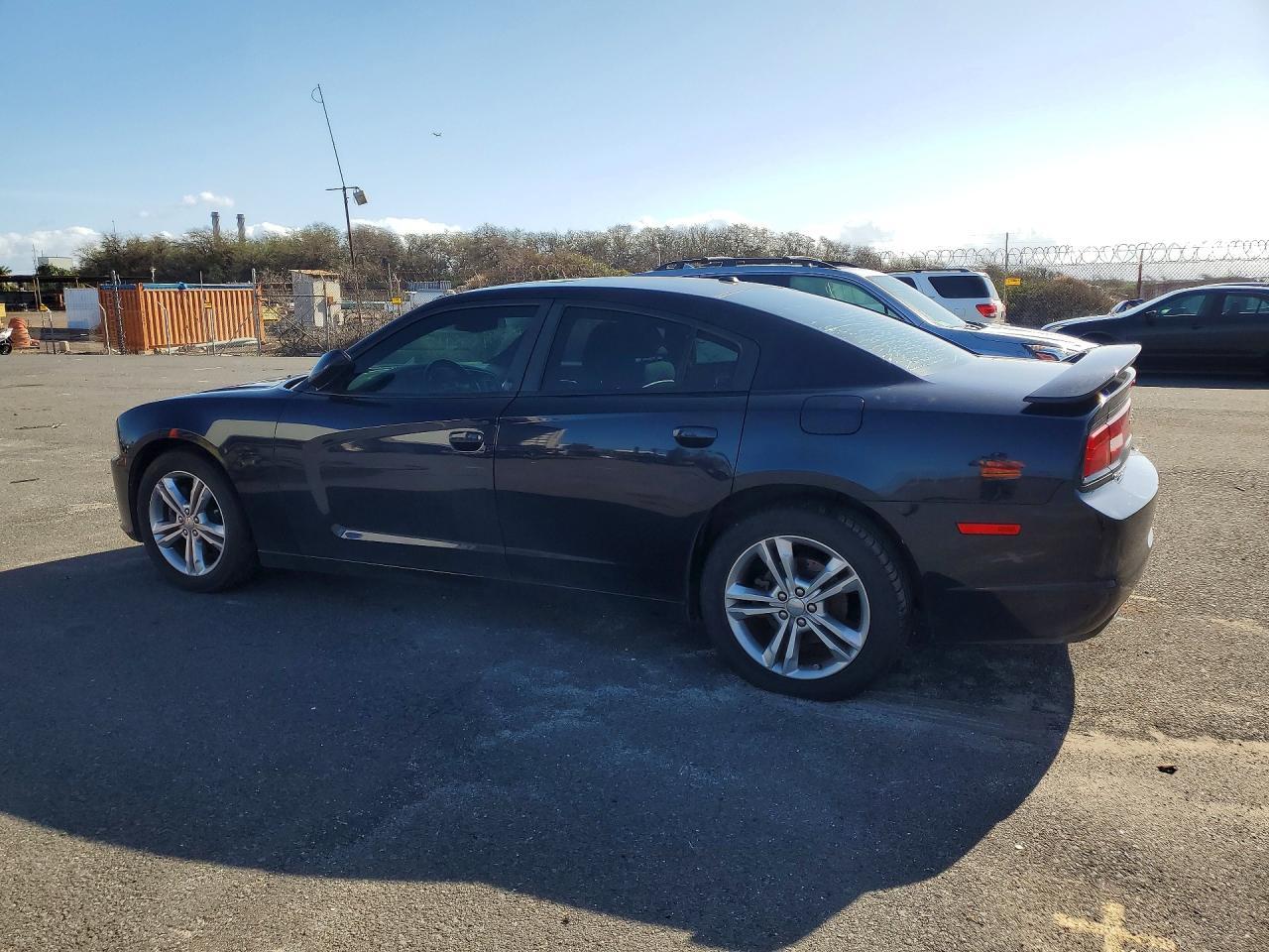 2012 Dodge Charger Sxt - Image 2