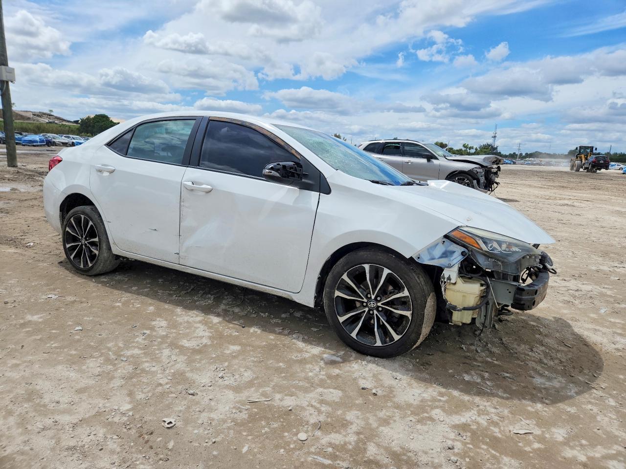 2019 Toyota Corolla L - Фото 4