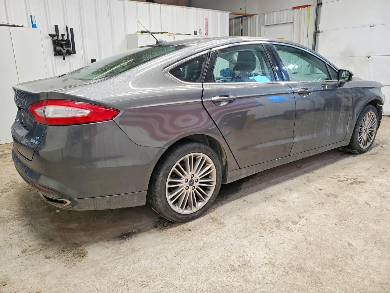 2016 Ford Fusion Se - Фото 3