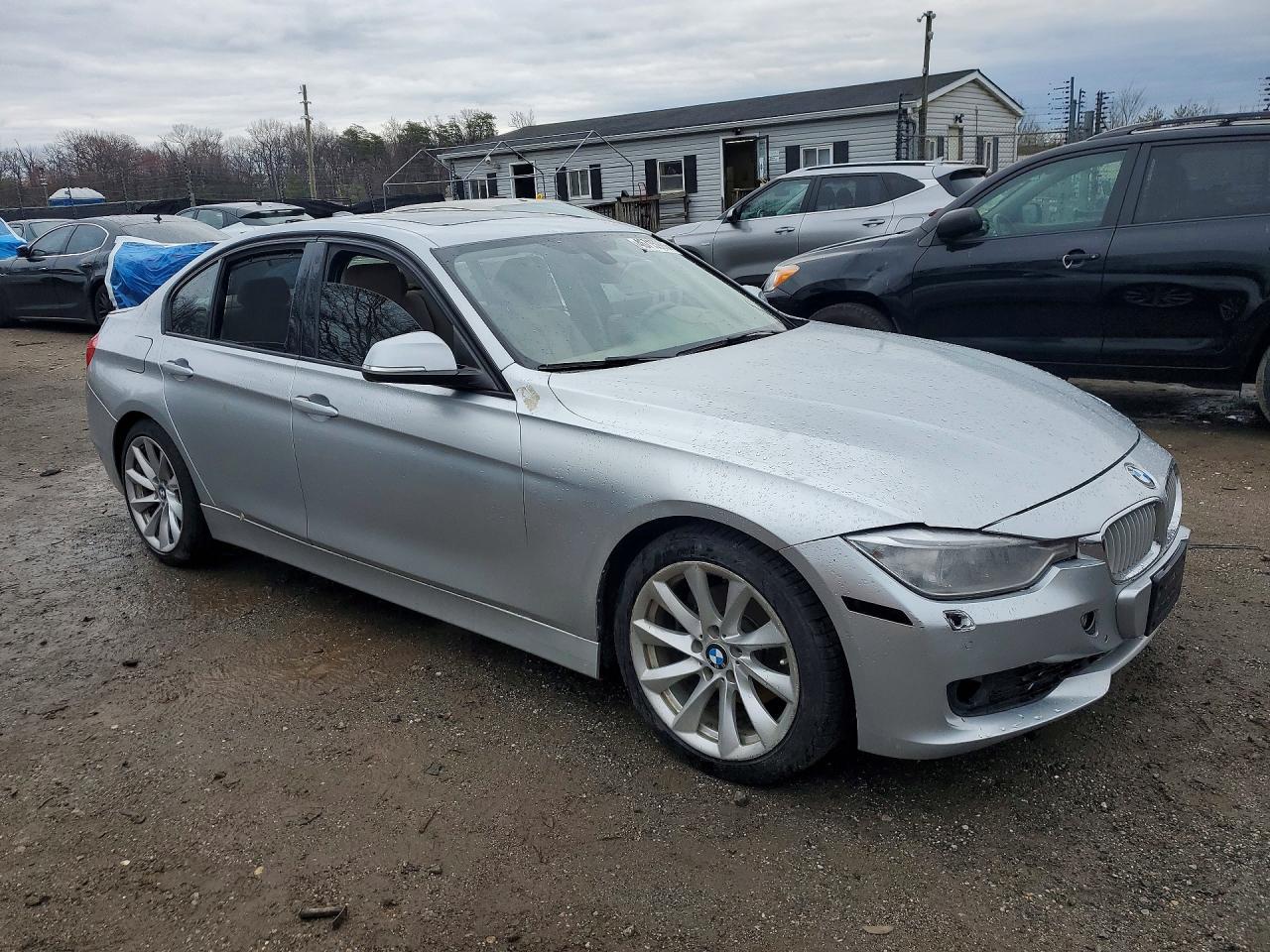 2012 BMW 328 I - Фото 4