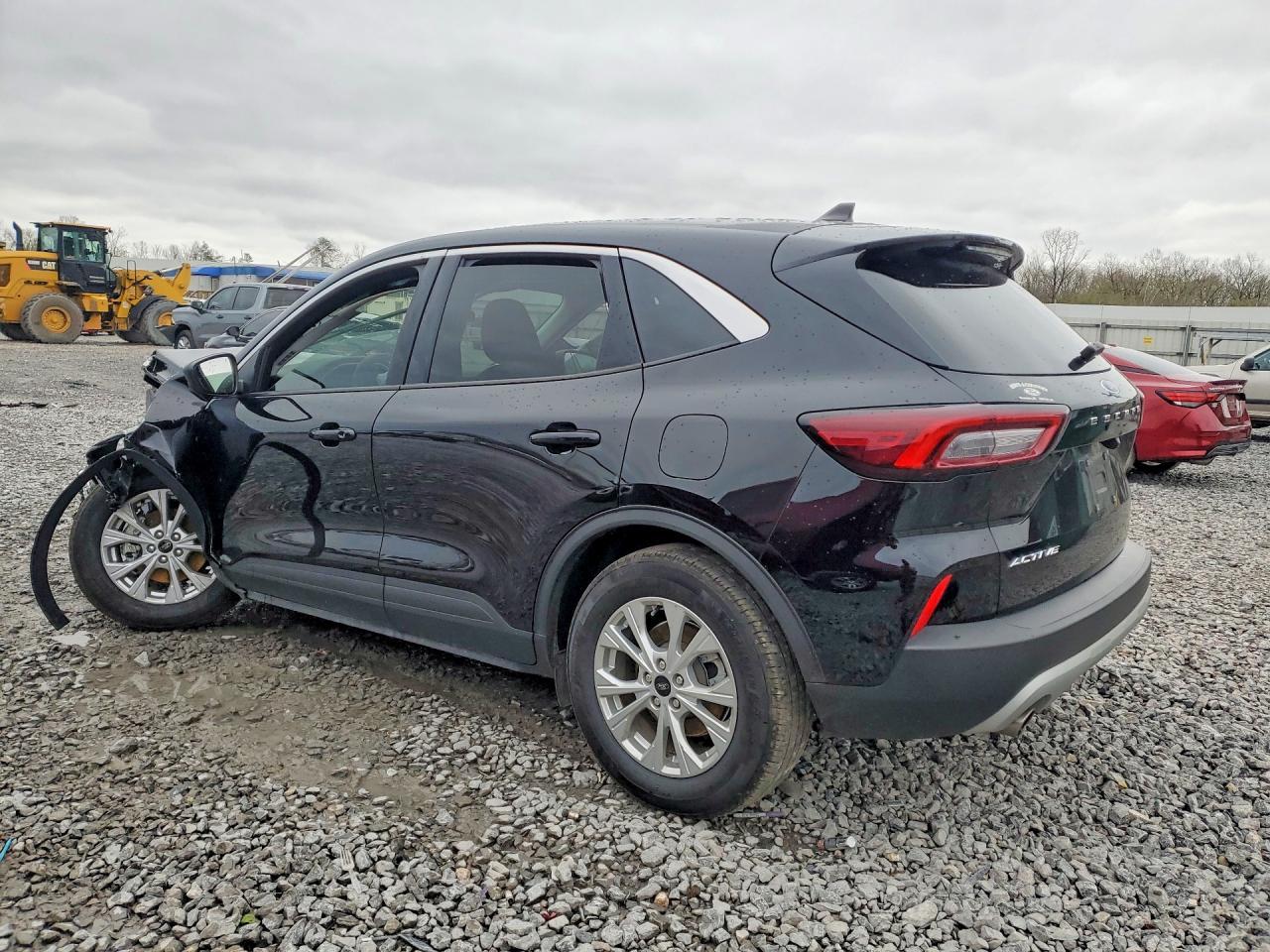 2024 Ford Escape Active - Image 2