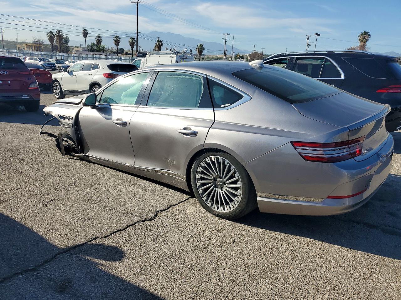 2023 Genesis G80 - Фото 2