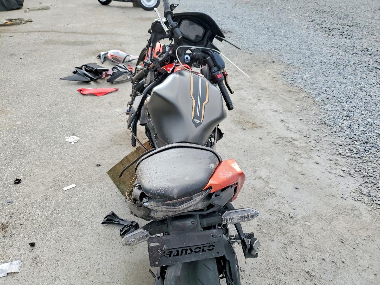 2023 Kawasaki Ex650 R - Image 6