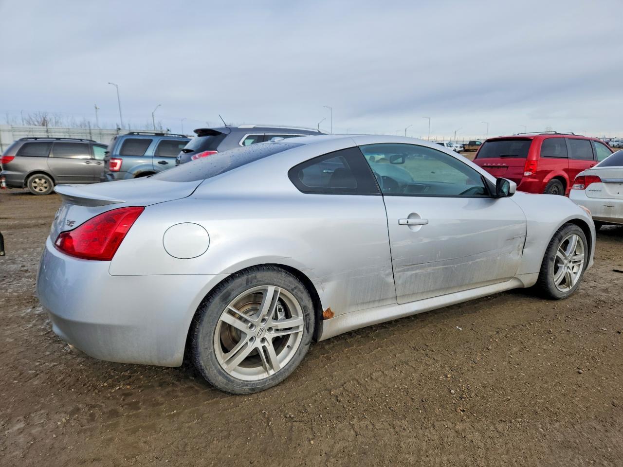 2009 Infiniti G37 Coupe Base - Image 3