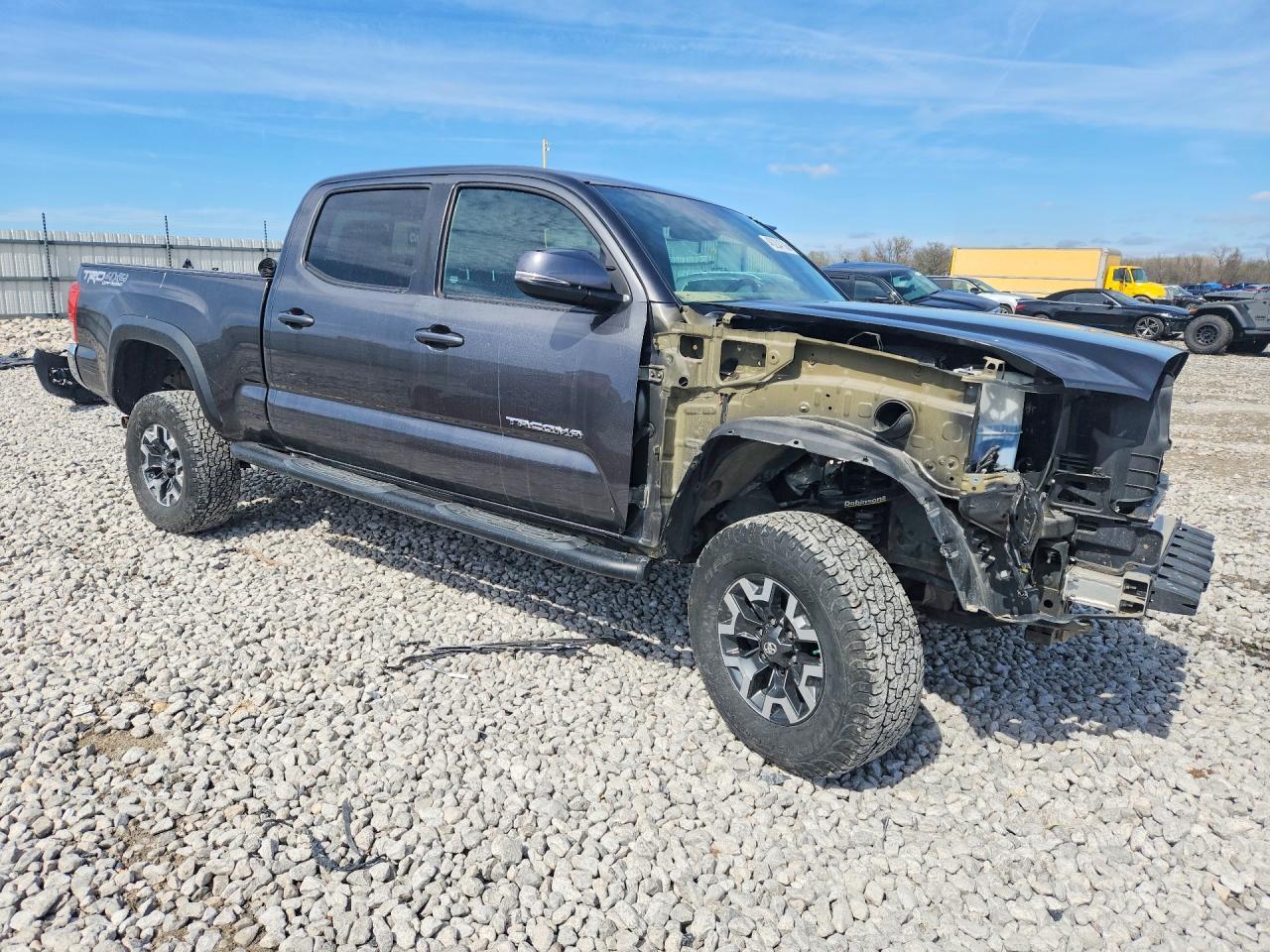 2019 Toyota Tacoma Trd Off-Road - Image 4