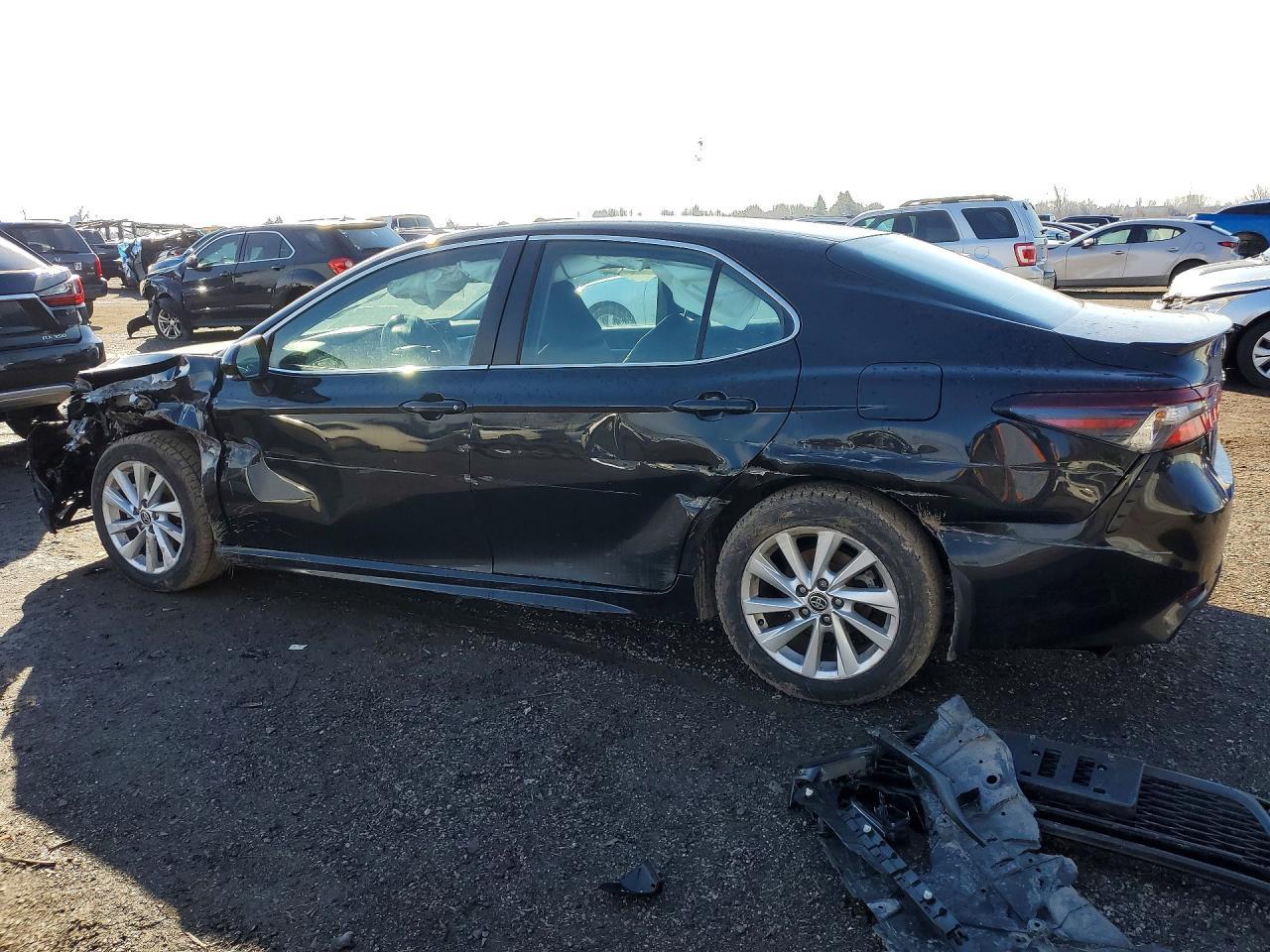 2024 Toyota Camry Se - Фото 2