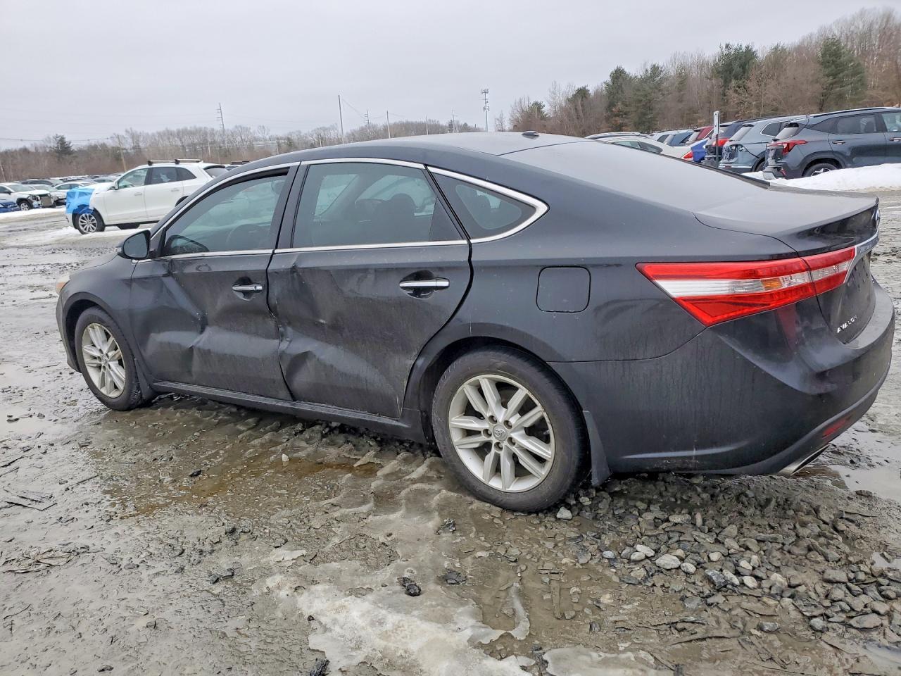 2015 Toyota Avalon Xle Premium - Image 2