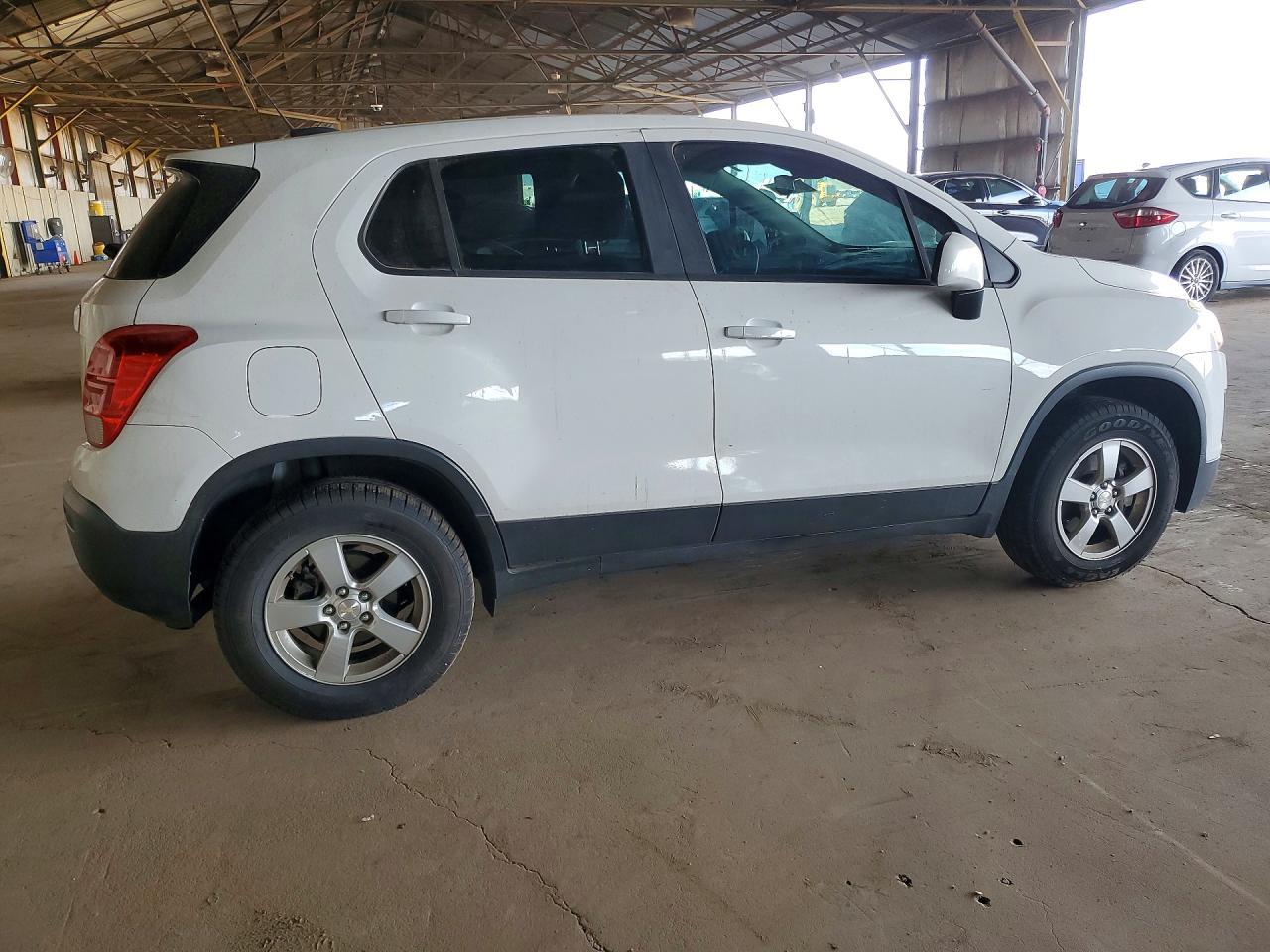 2015 Chevrolet Trax 1Ls - Фото 3