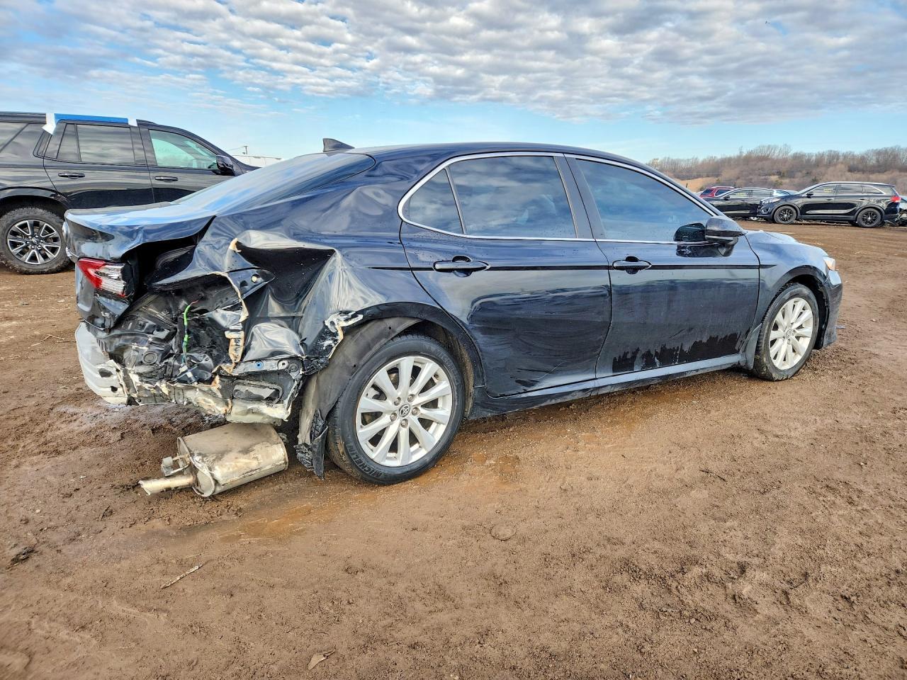 2020 Toyota Camry Le - Image 3