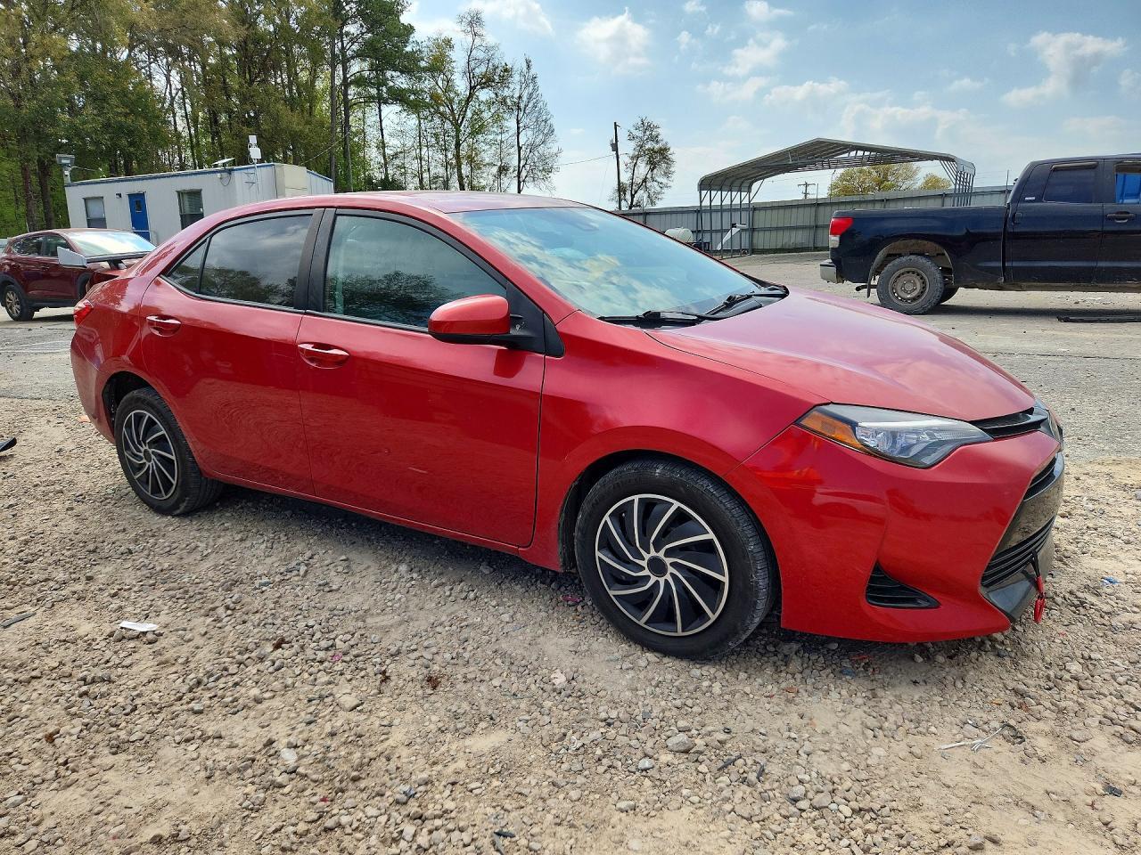 2017 Toyota Corolla Le - Фото 4