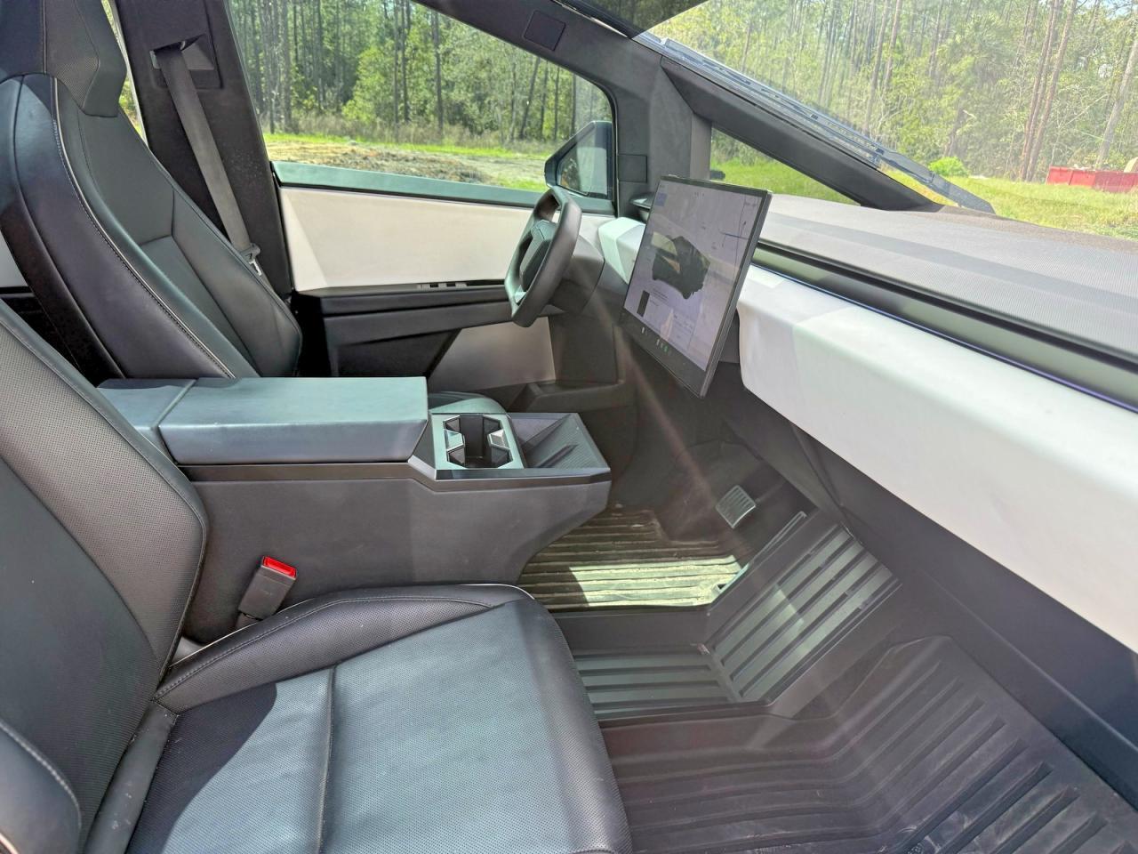 2024 Tesla Cybertruck - Фото 5