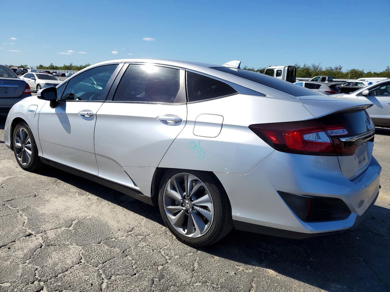 2018 Honda Clarity - Image 2
