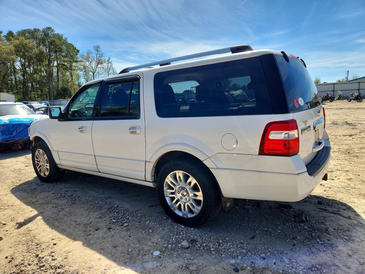 2014 Ford Expedition El Limited - Image 2