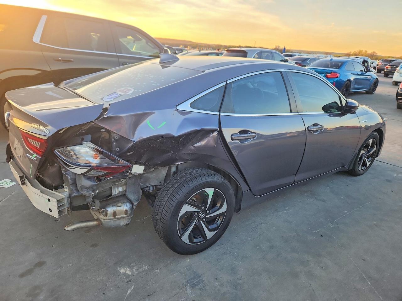 2021 Honda Insight Ex - Фото 3