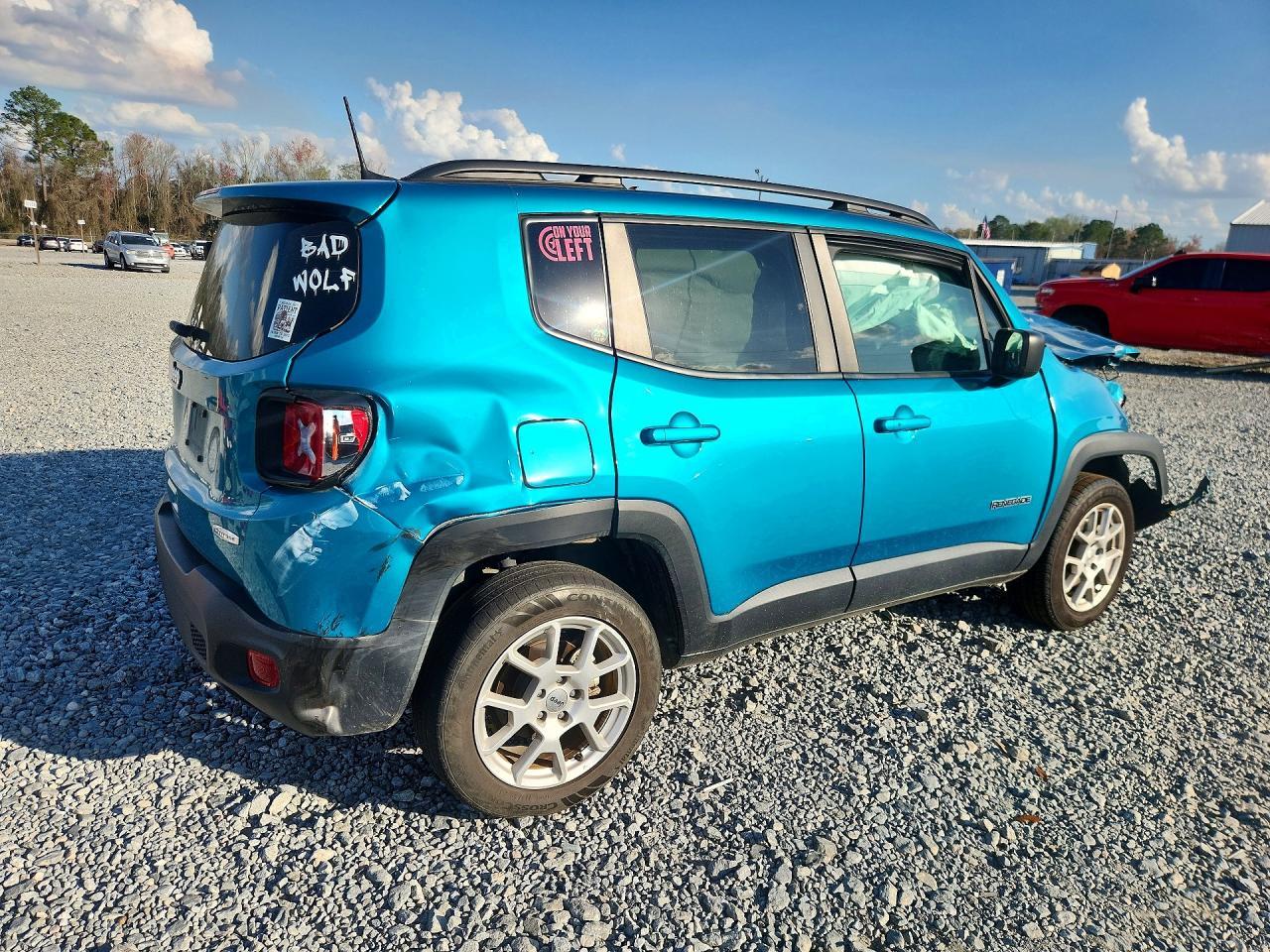 2022 Jeep Renegade Latitude - Фото 3