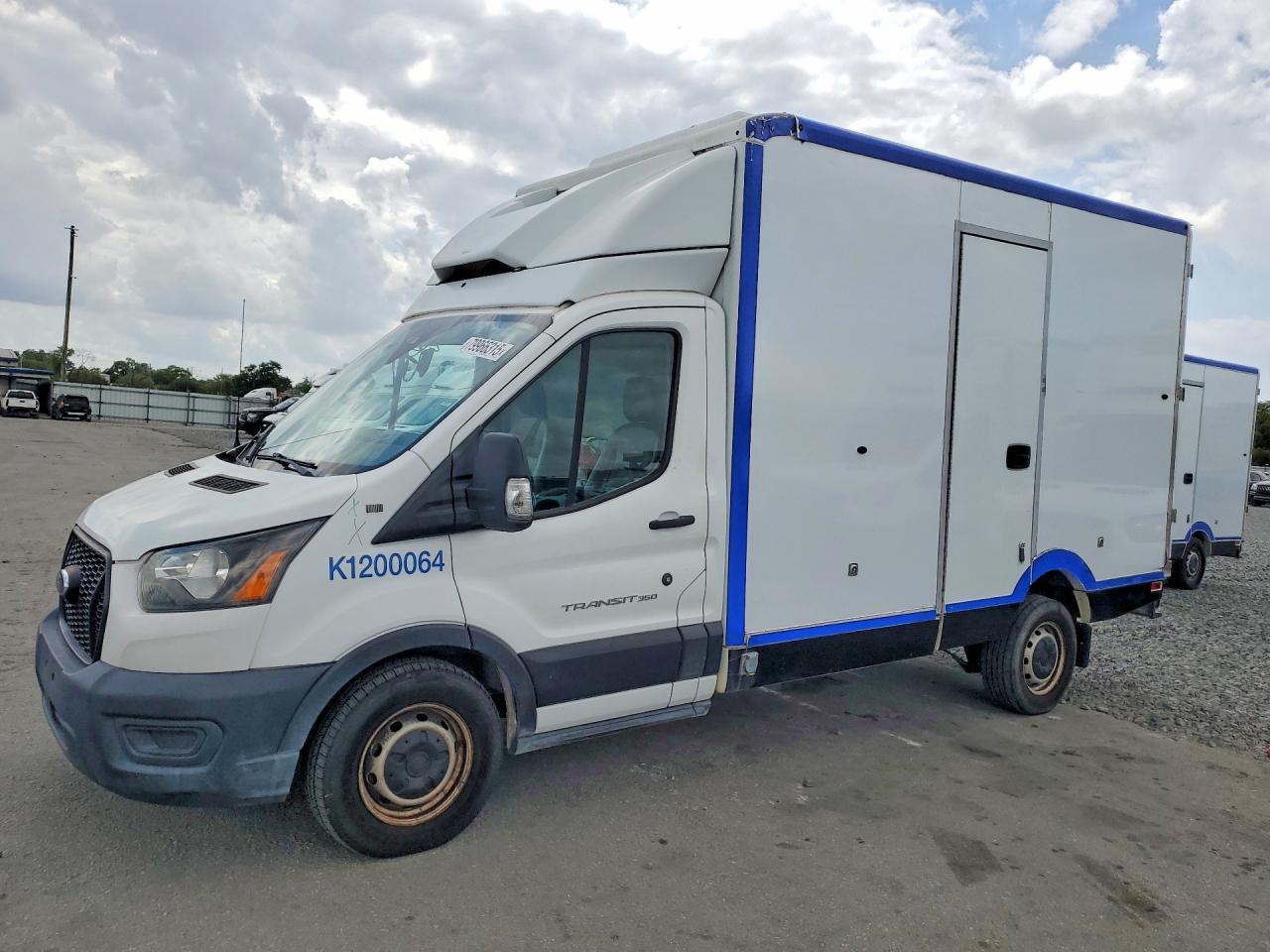 2020 Ford Transit Delivery Truck