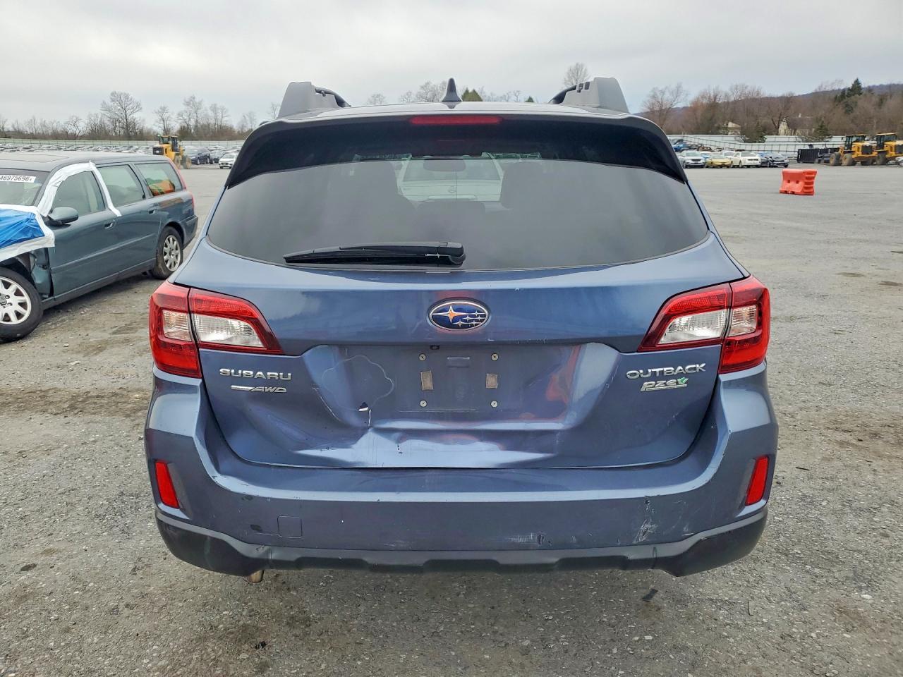 2016 Subaru Outback 2.5I Limited - Image 6
