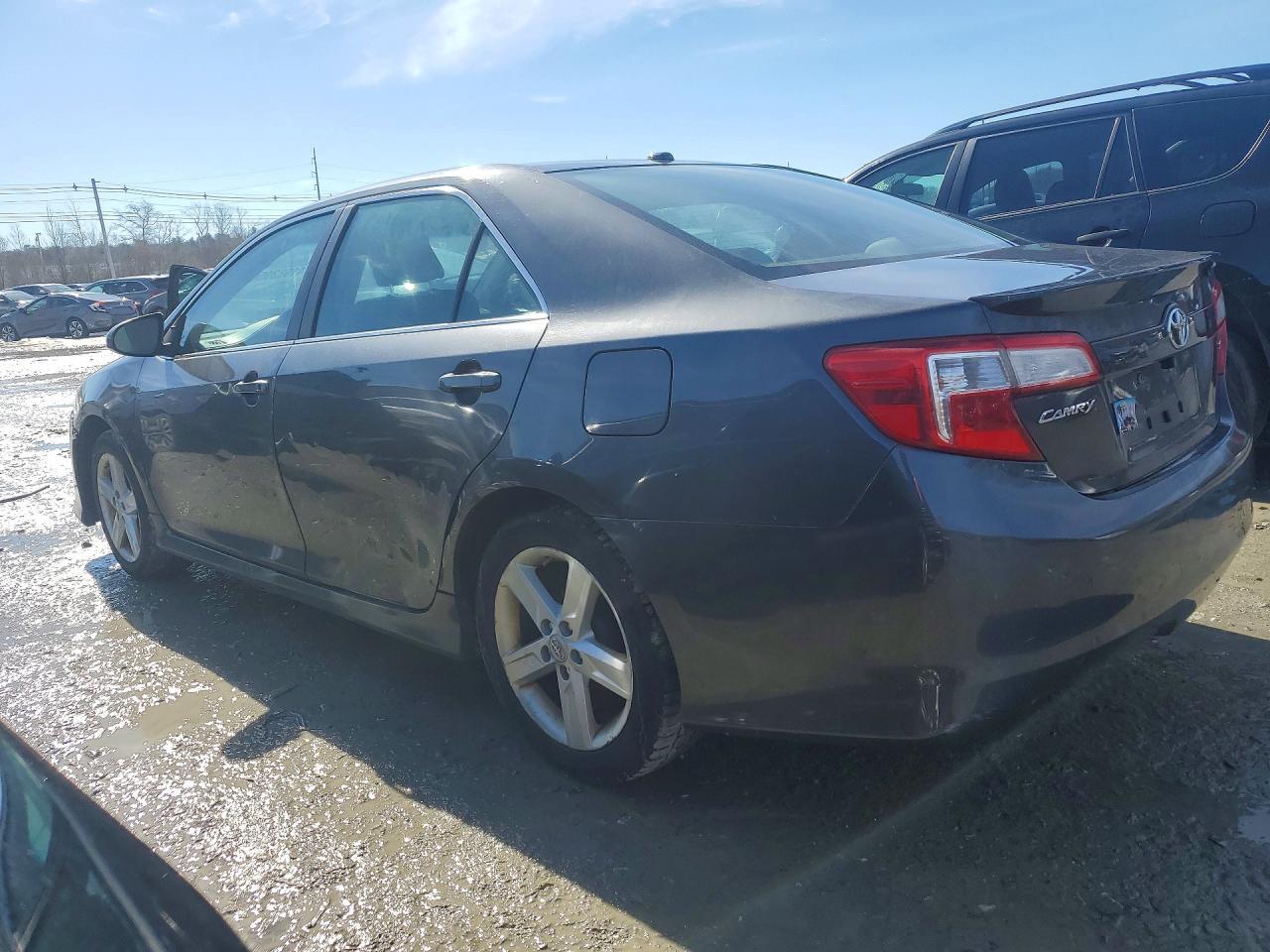 2012 Toyota Camry Se - Image 2