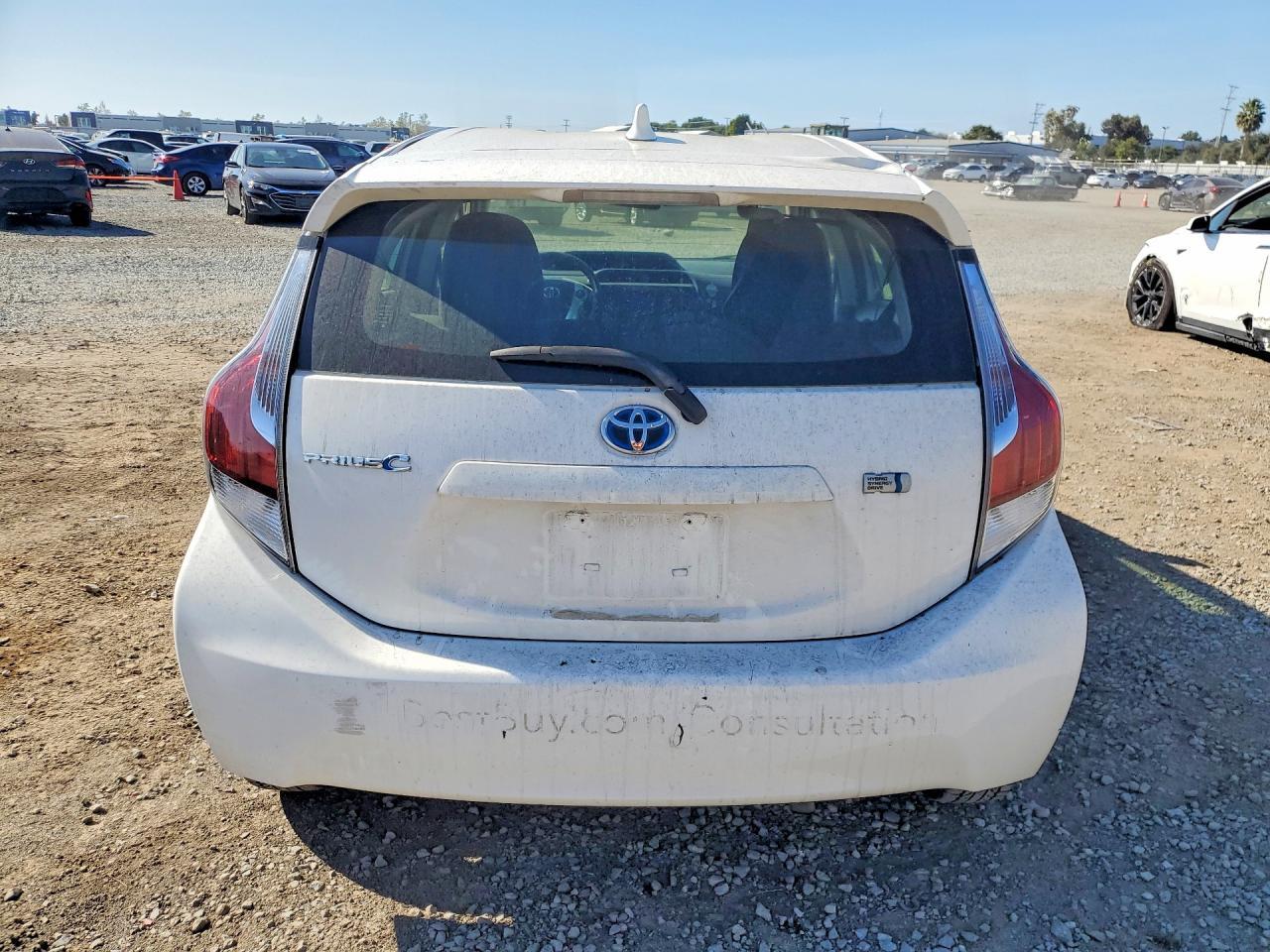 2016 Toyota Prius C Two - Фото 6
