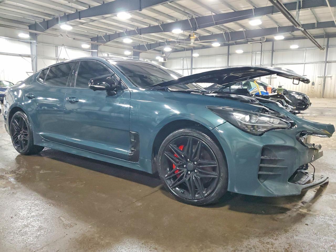 2022 Kia Stinger Gt2 - Фото 4